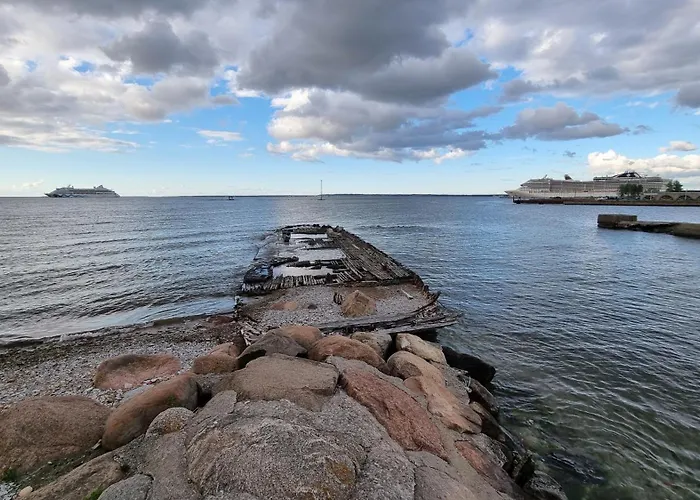 Unique Kalaranna District By The Sea